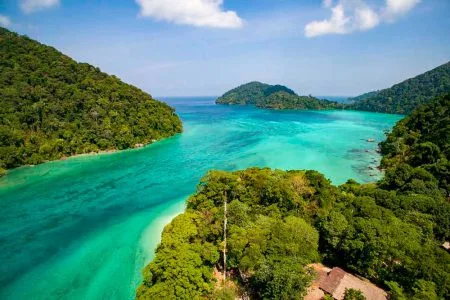 Snorkeling sur les îles Surin